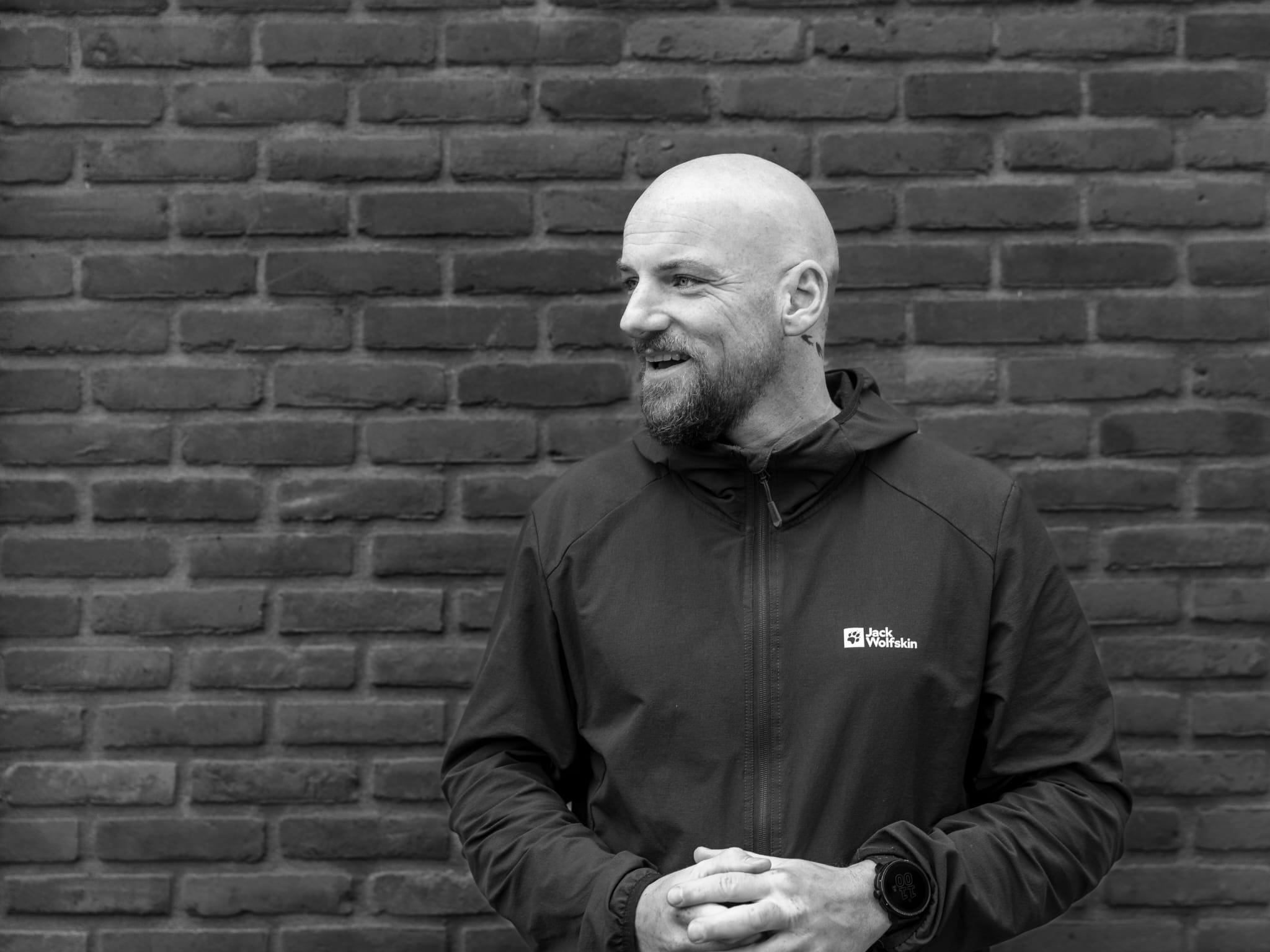 Trainer Maarten in actie tijdens een training